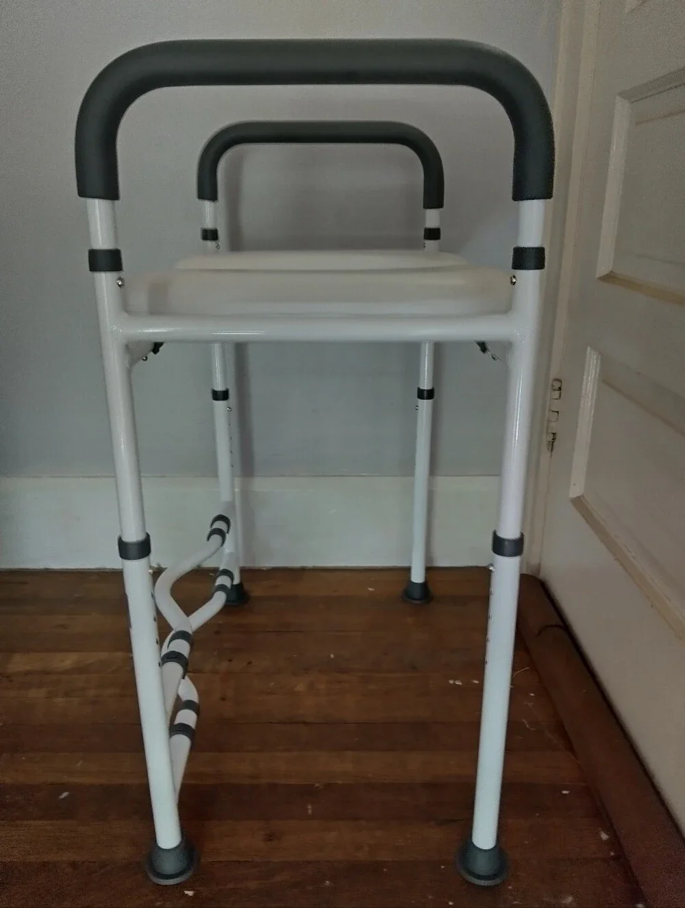 MaxKare Raised Toilet Seat with Handles, Toilet Seat Riser